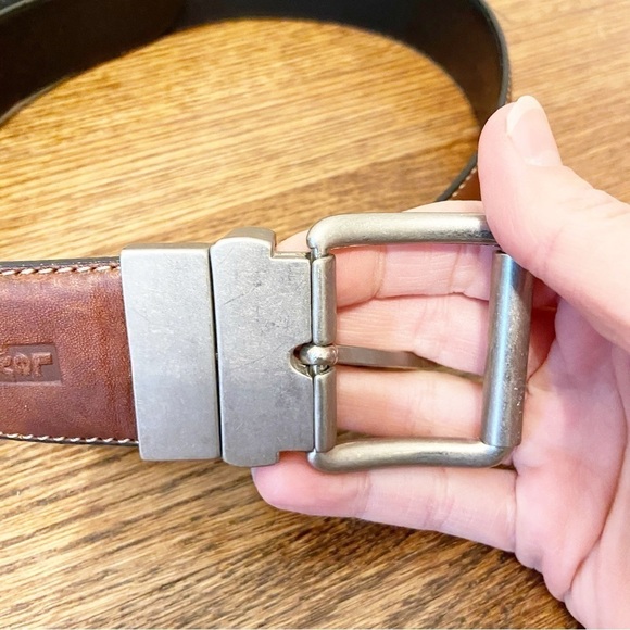 Levis | Mens Brown Leather Belt Size 34/85 - Picture 3 of 7